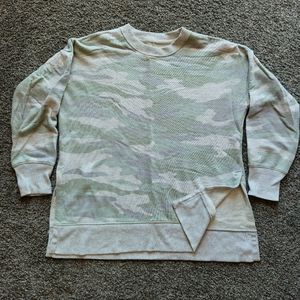 Aerie oversized desert sweatshirt camo green small